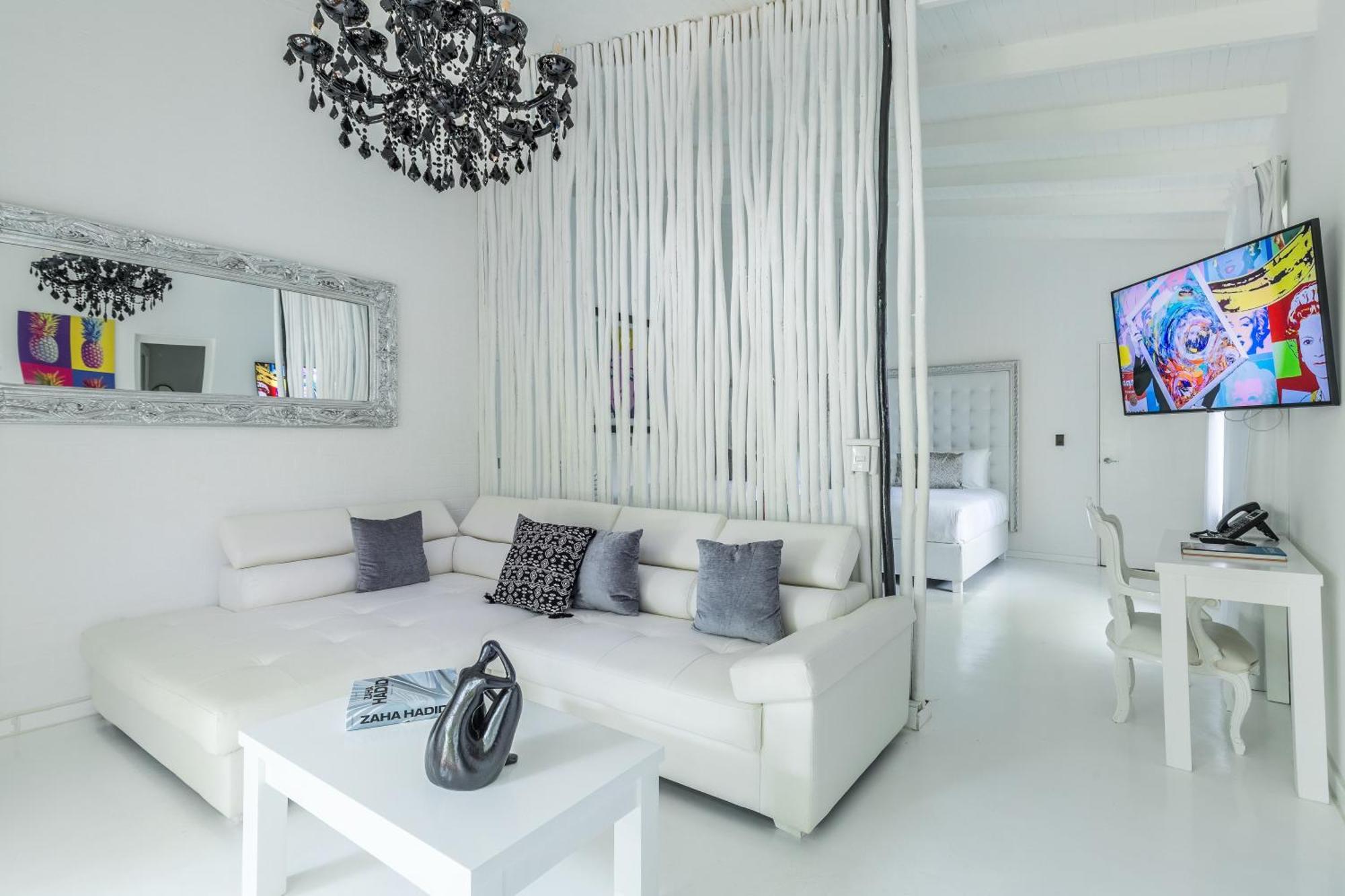 Gigi Brown Beachfront Santa Teresa Мал Паис Стая снимка